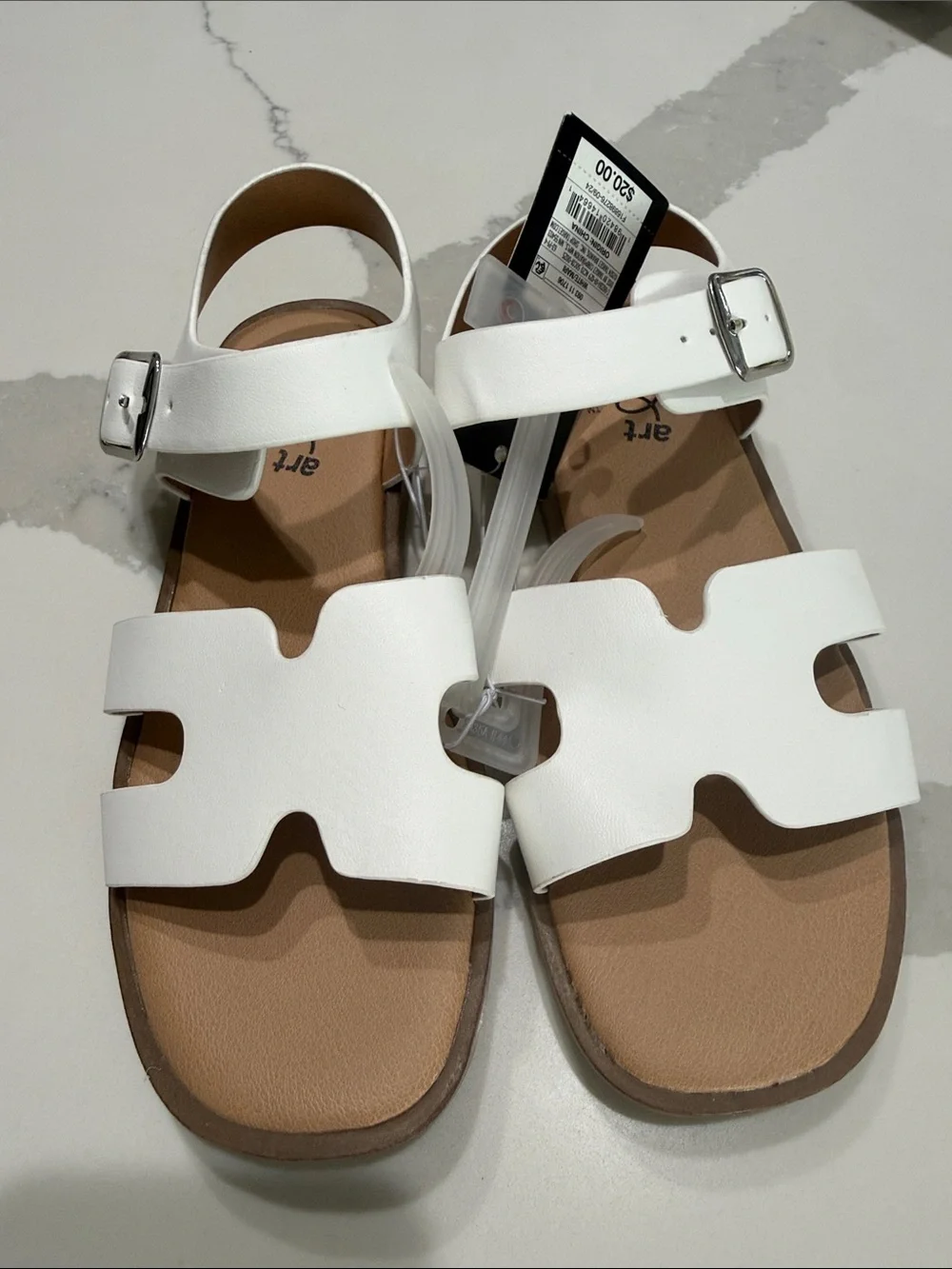 art class White Leather Look Girls Sandals